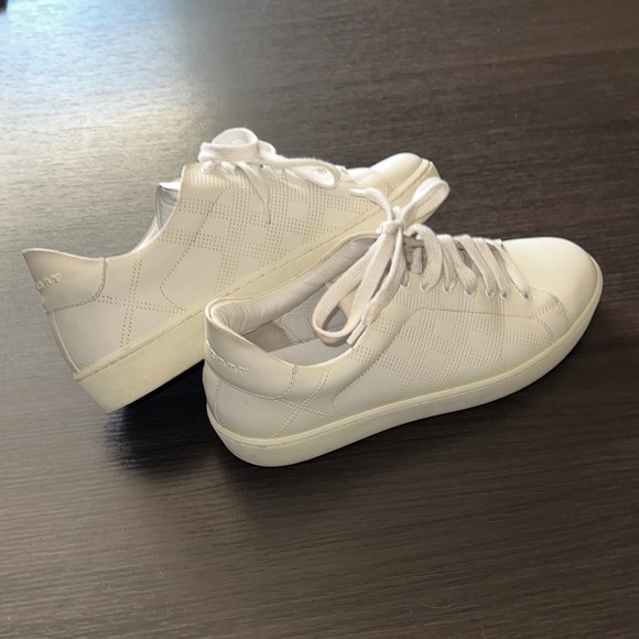 Burberry Shoes - Burberry Leather sneakers